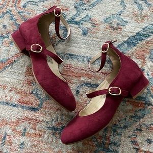 Gap kids girls maroon block heel size 1.5